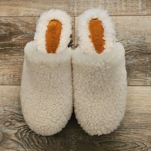 M. Gemi Womens Shearling Clogs